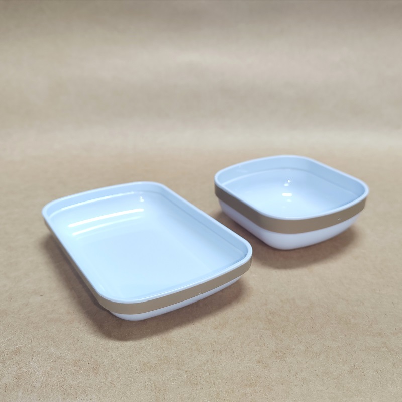 Double-color salad bowls and plates / Light coffee 