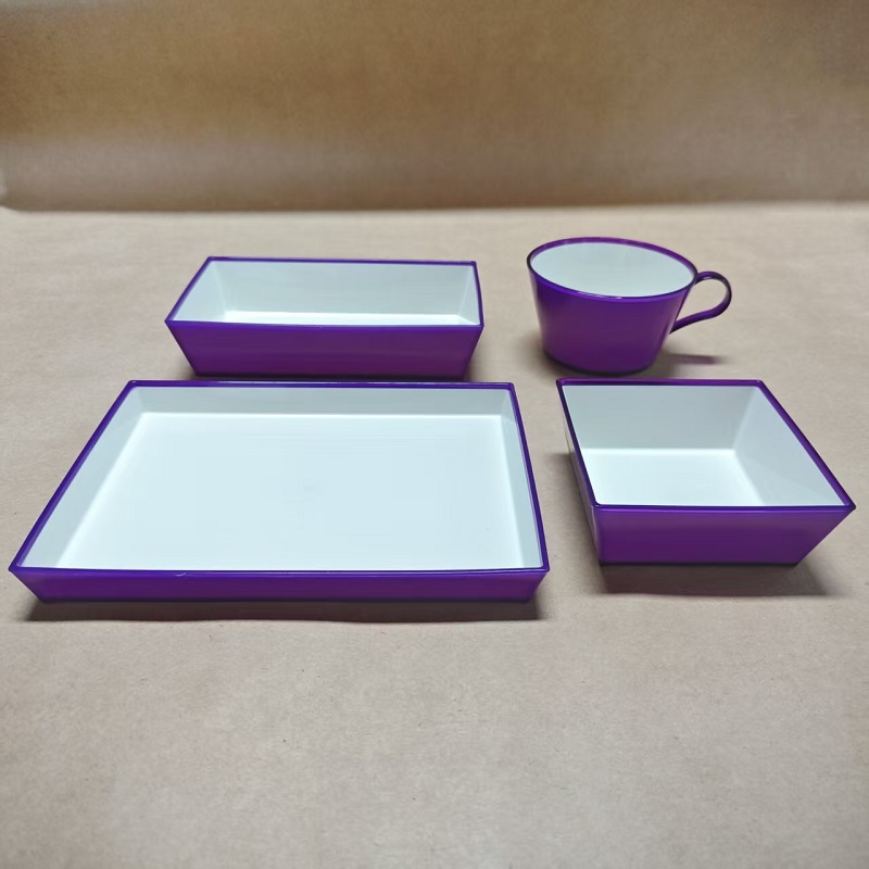 Double-color salad bowls and plates /Purple